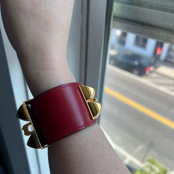 Hermes small red CDC bracelet with gold hardware - Picture 10 of 14